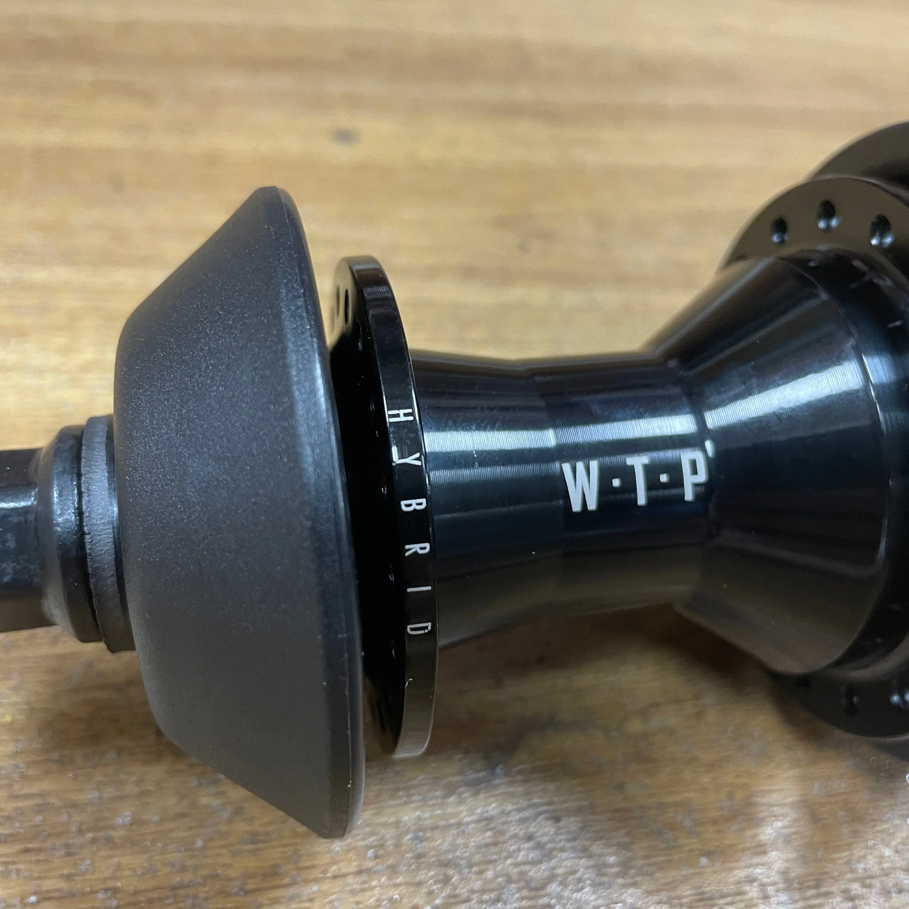 We The People Hybrid Freecoaster / Cassette Hub
