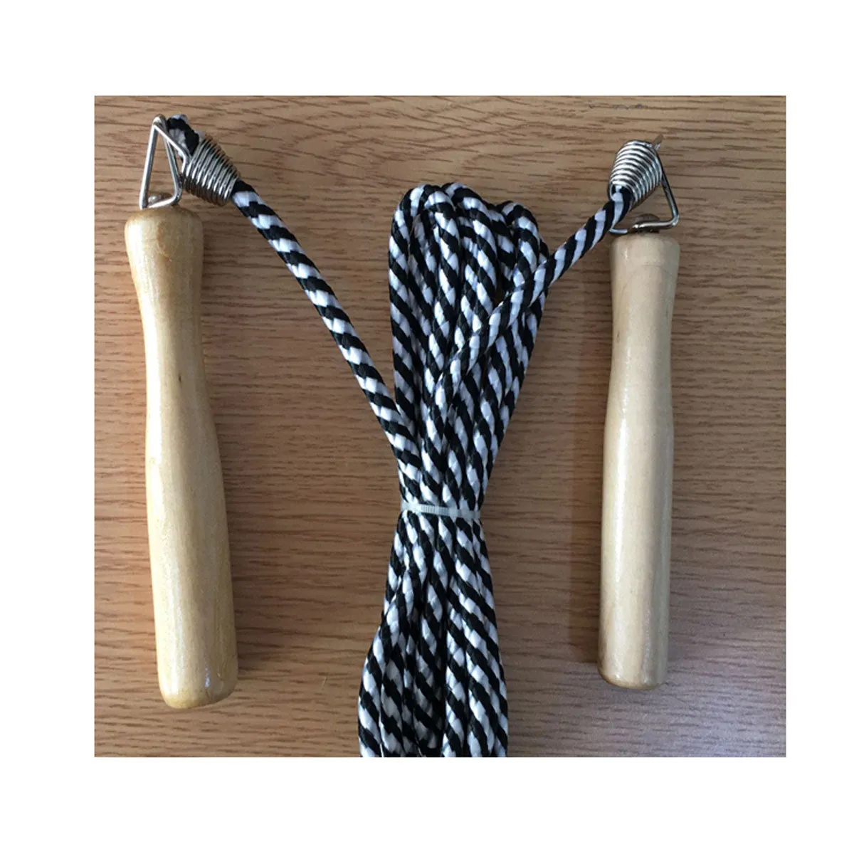 WOODEN HANDLE NYLON JUMP ROPE